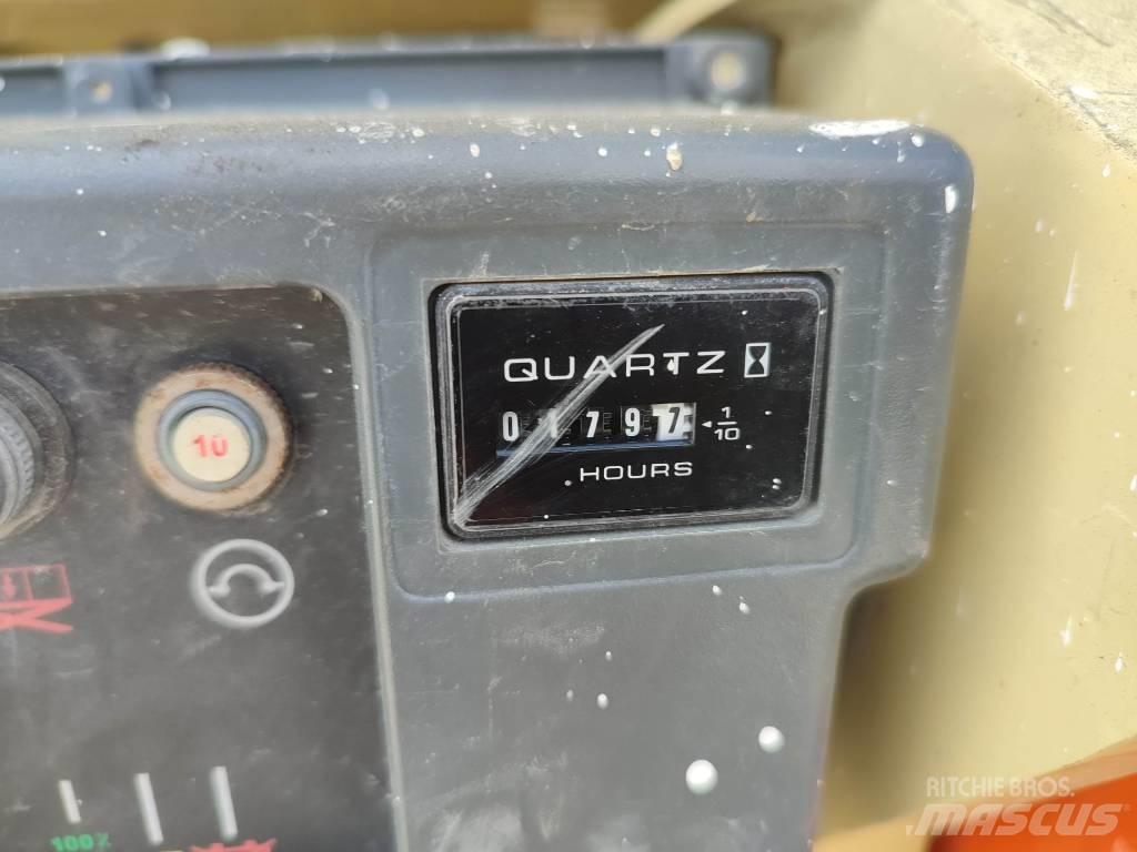JLG 3246 ES Sakselifter