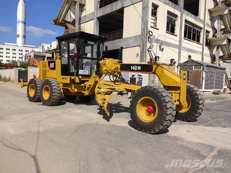 CAT 140H Veihøvler