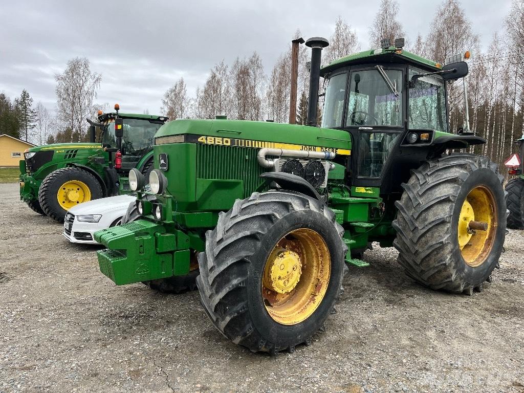 John Deere 4850 Traktorer