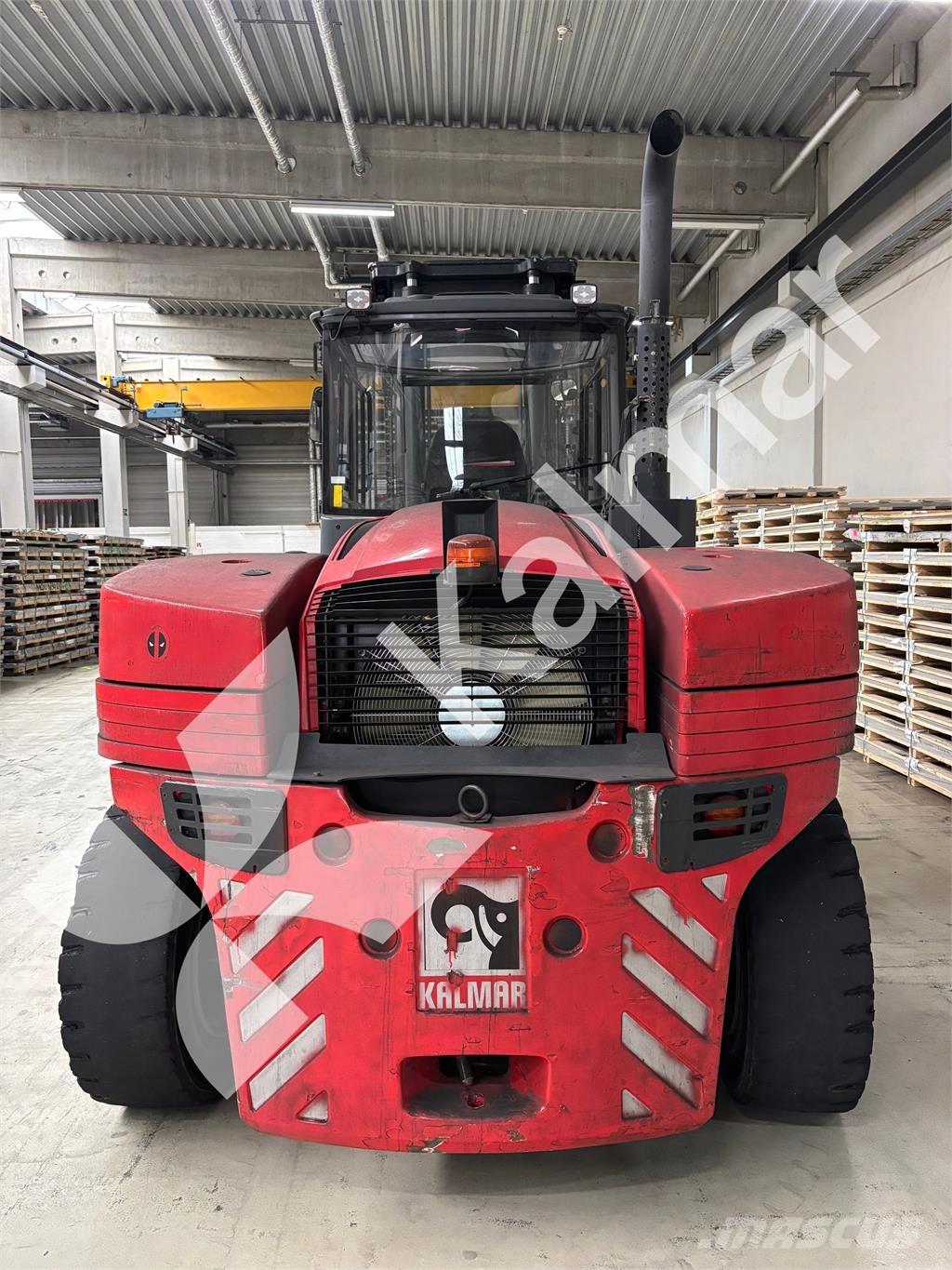 Kalmar DCG150-6 Diesel Trucker