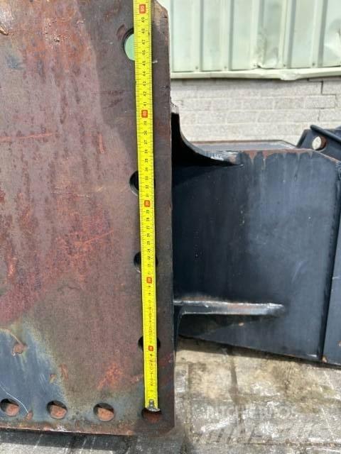 Hitachi Steunpoten Chassis og understell