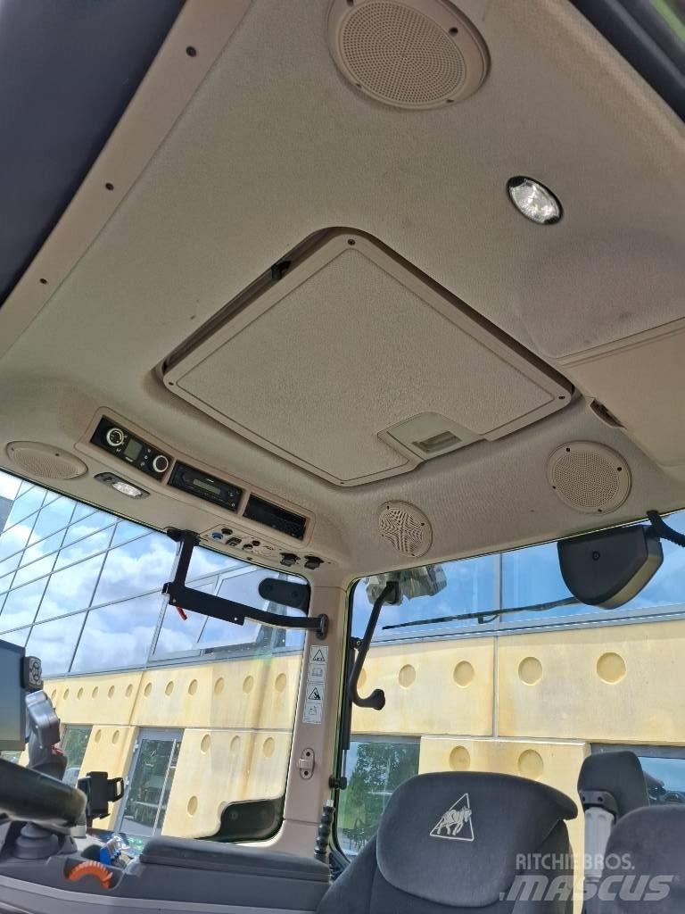 Fendt 724 Profi Plus Traktorer