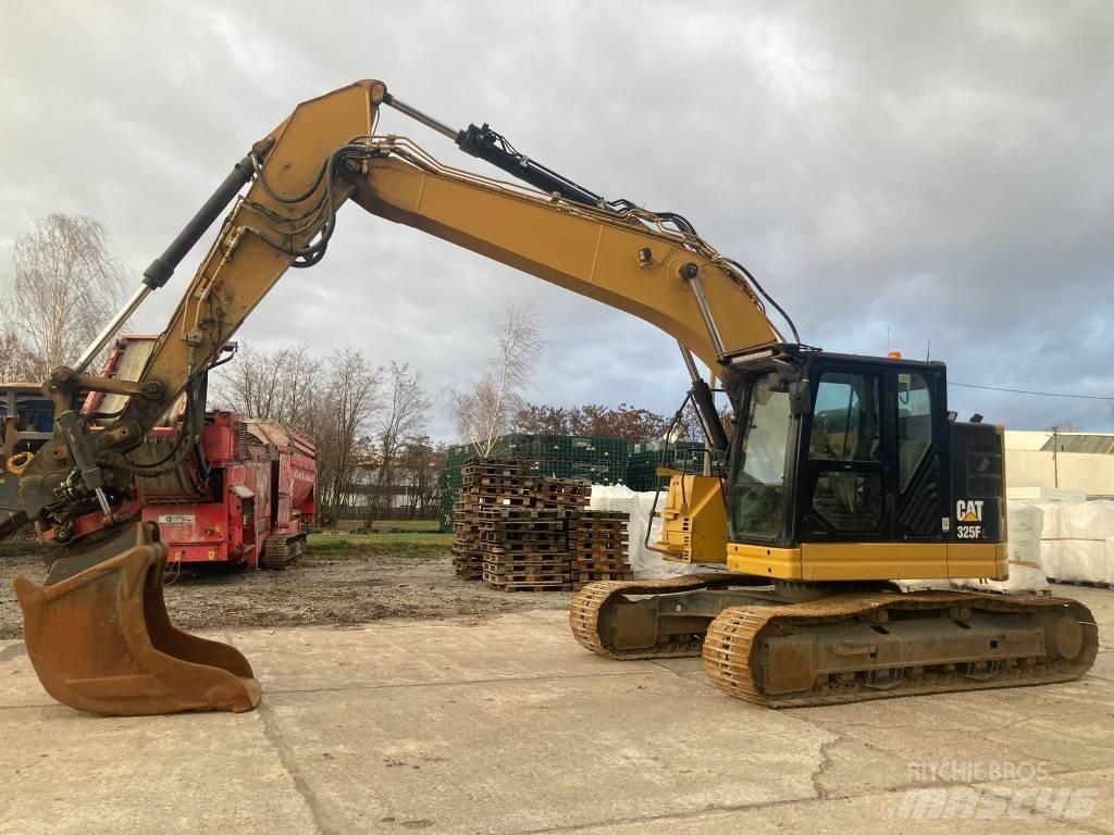 CAT 325 F LCR Beltegraver