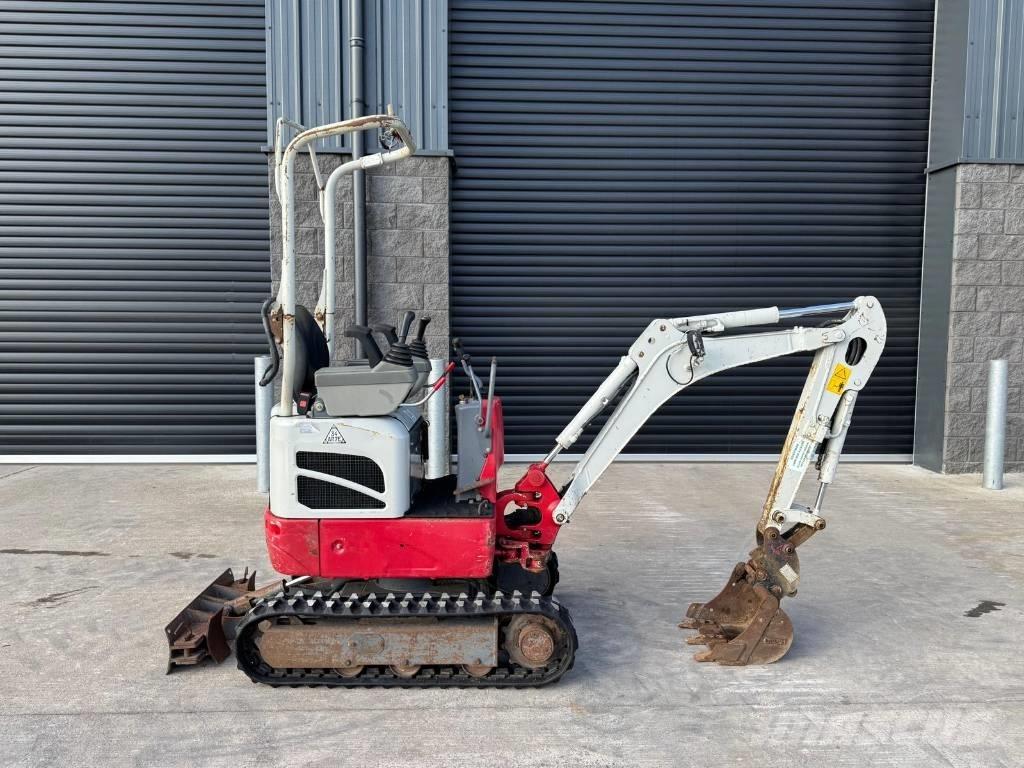 Takeuchi TB 210 R Minigravere <7t