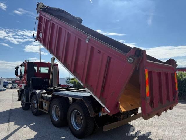 Iveco Trakker 500 Skap