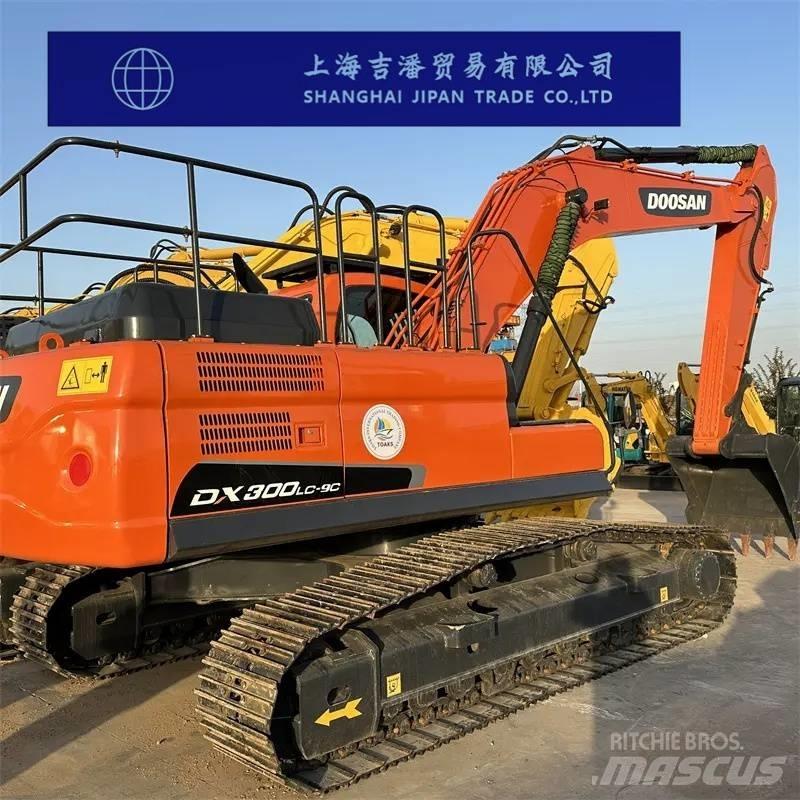 Doosan DX 300 Beltegraver