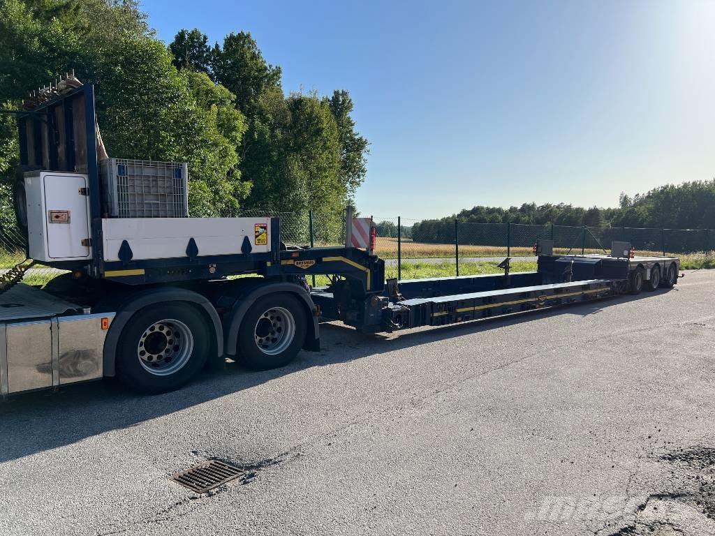 Broshuis Low loader Brønnhenger semi