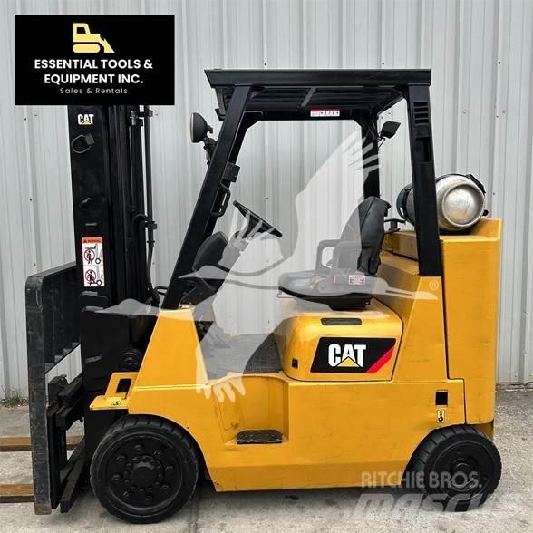 CAT GC40KSTR Diesel Trucker