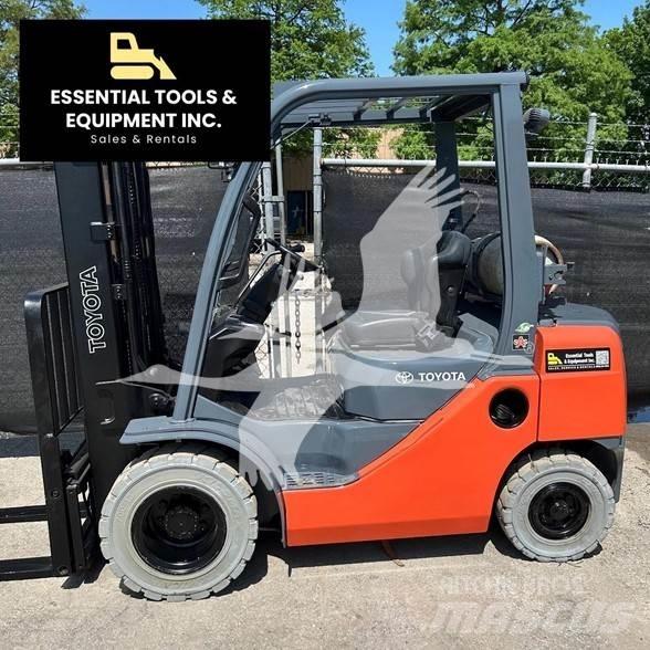Toyota 8FGU25 Diesel Trucker
