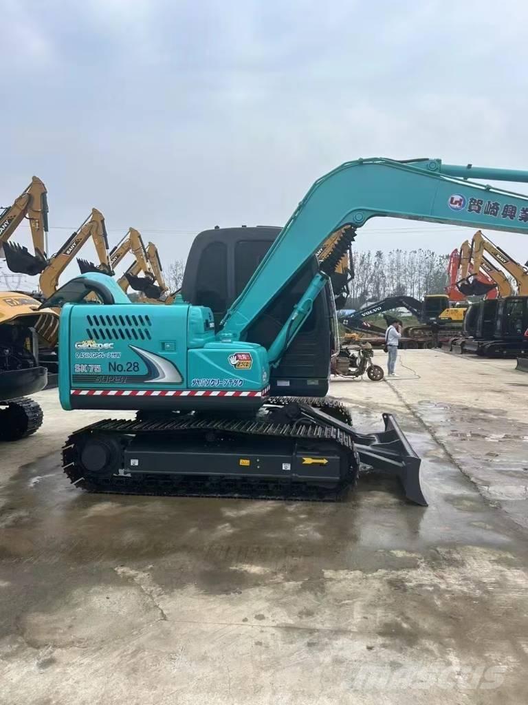 Kobelco SK 75 Beltegraver