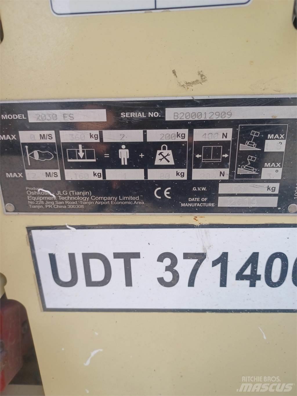 JLG 2030ES Sakselifter