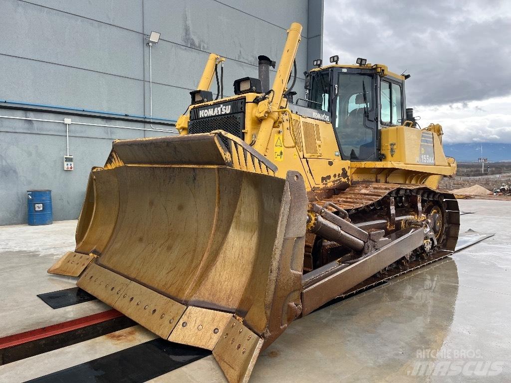 Komatsu D155 AX-6 Dozere Beltegående
