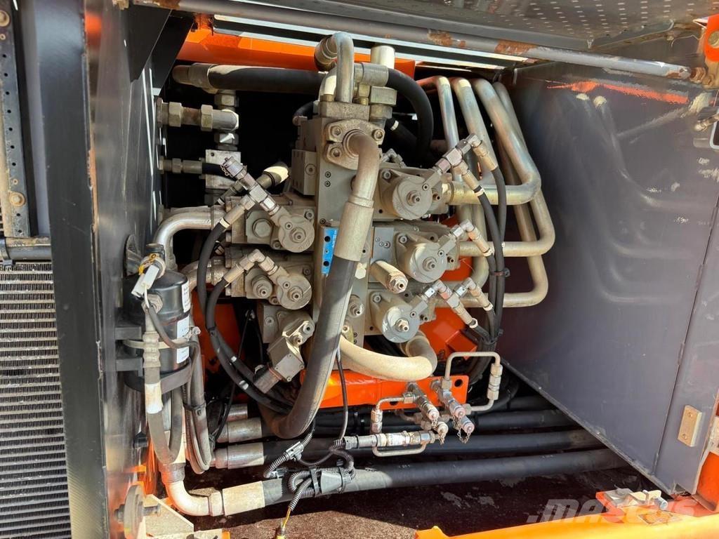 Atlas 350 MH Gravemaskiner for avfallshåndtering