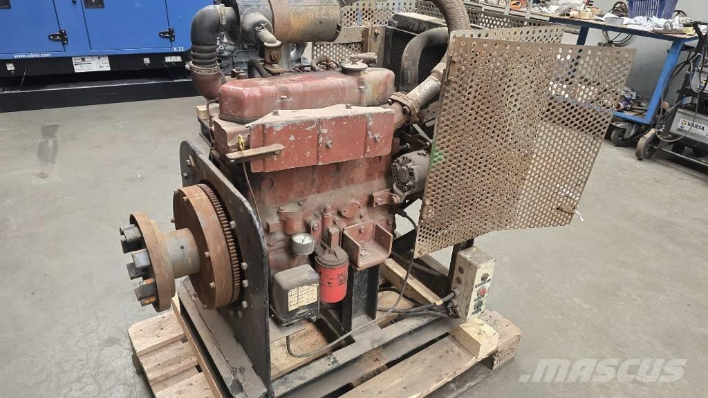 Mitsubishi S4E Motorer