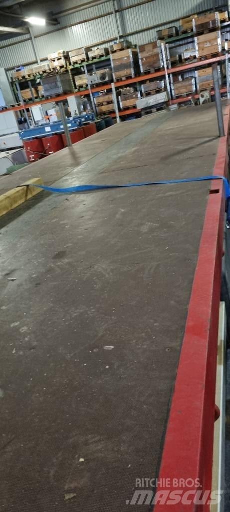 Broshuis XL Planhengere semi