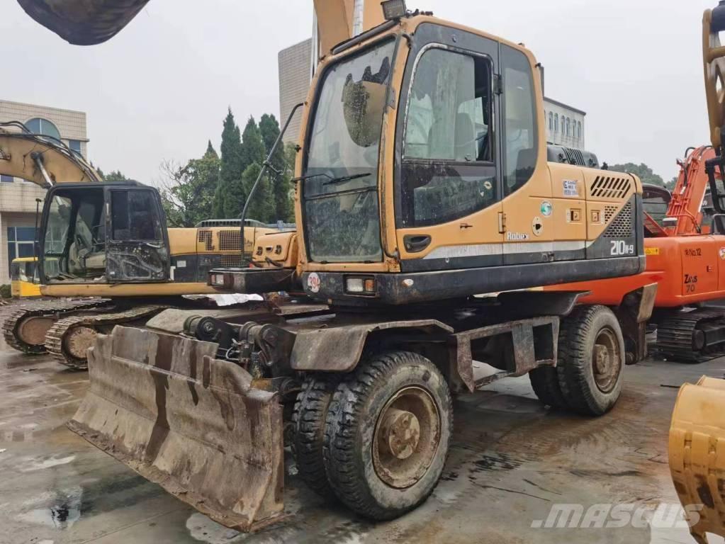 Hyundai R210W-9 Hjulgravere