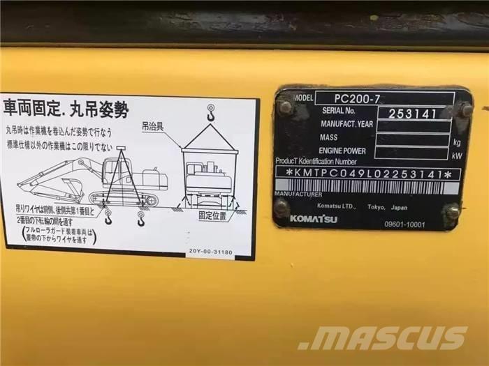 Komatsu PC 200-7 Beltegraver