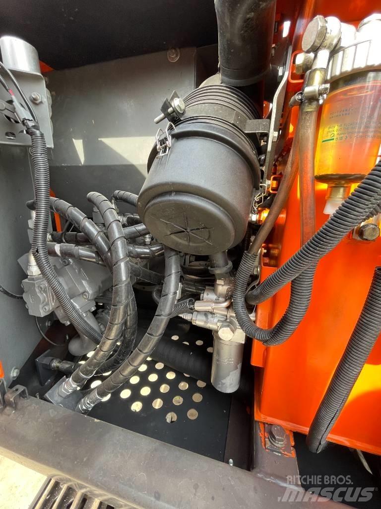 Hitachi Zaxis 70 Beltegraver