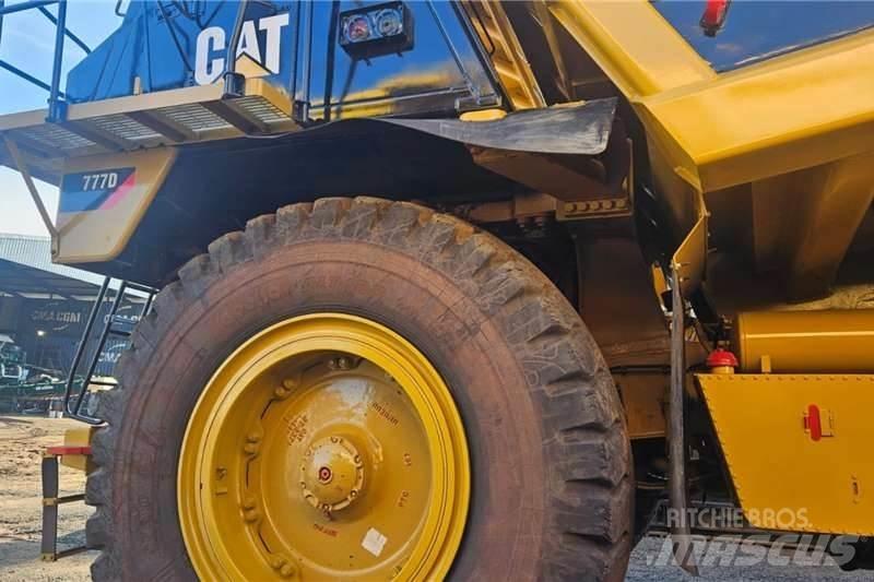 CAT 777D Andre lastebiler