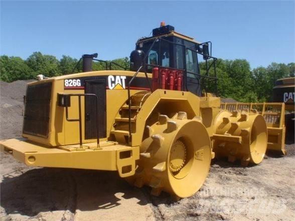 CAT 826G Avfallspresser