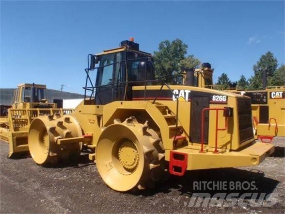 CAT 826G Avfallspresser