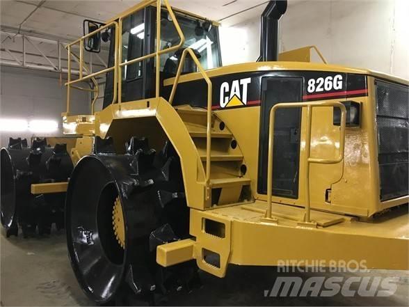CAT 826G Avfallspresser