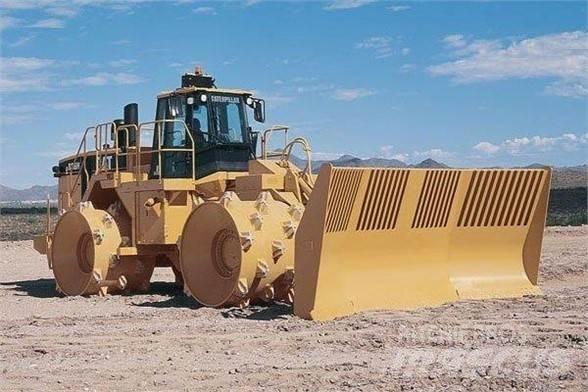 CAT 836H Avfallspresser