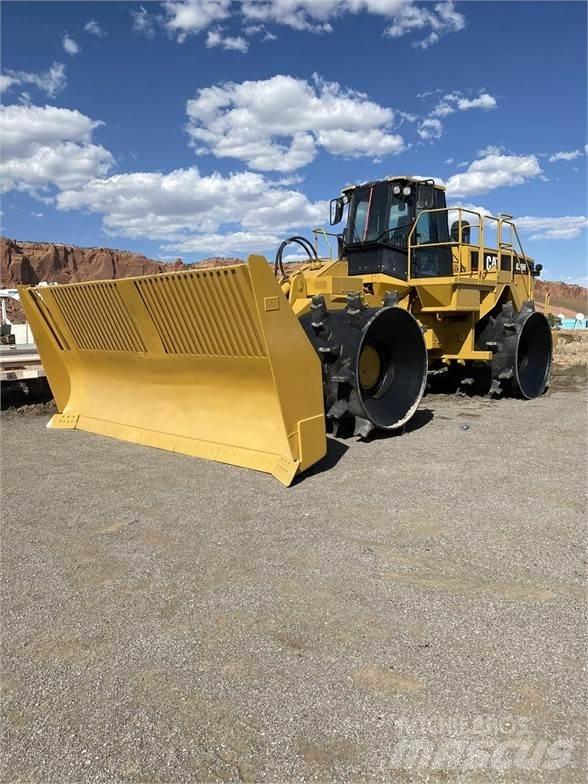 CAT 836H Avfallspresser