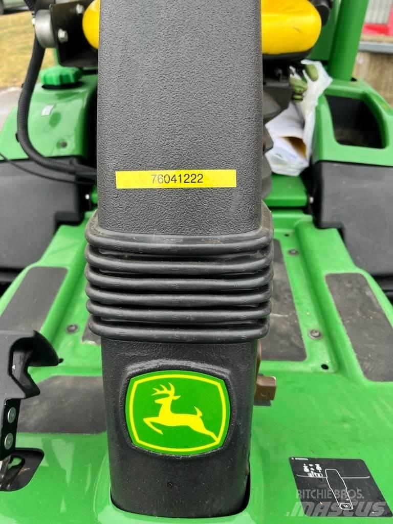 John Deere 7400A Golfbane klippere