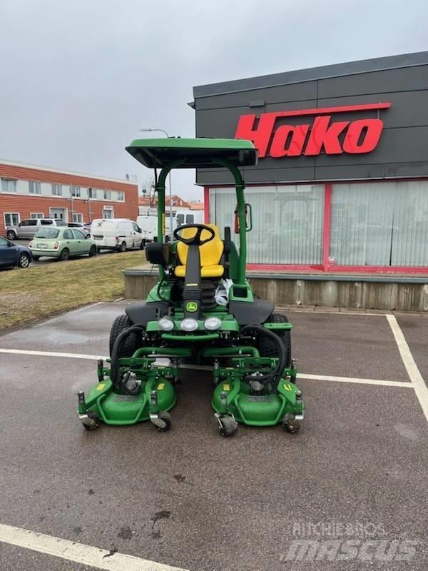 John Deere 7400A Golfbane klippere