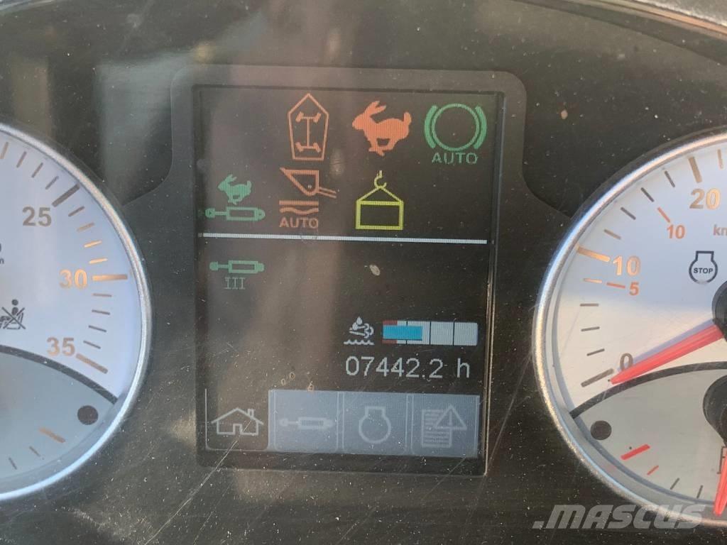 CLAAS Scorpion 732 Teleskoplastere for Landbruk