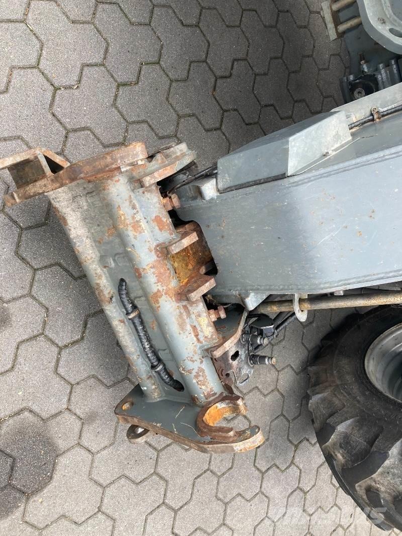 Kramer KT 447 Teleskoplastere