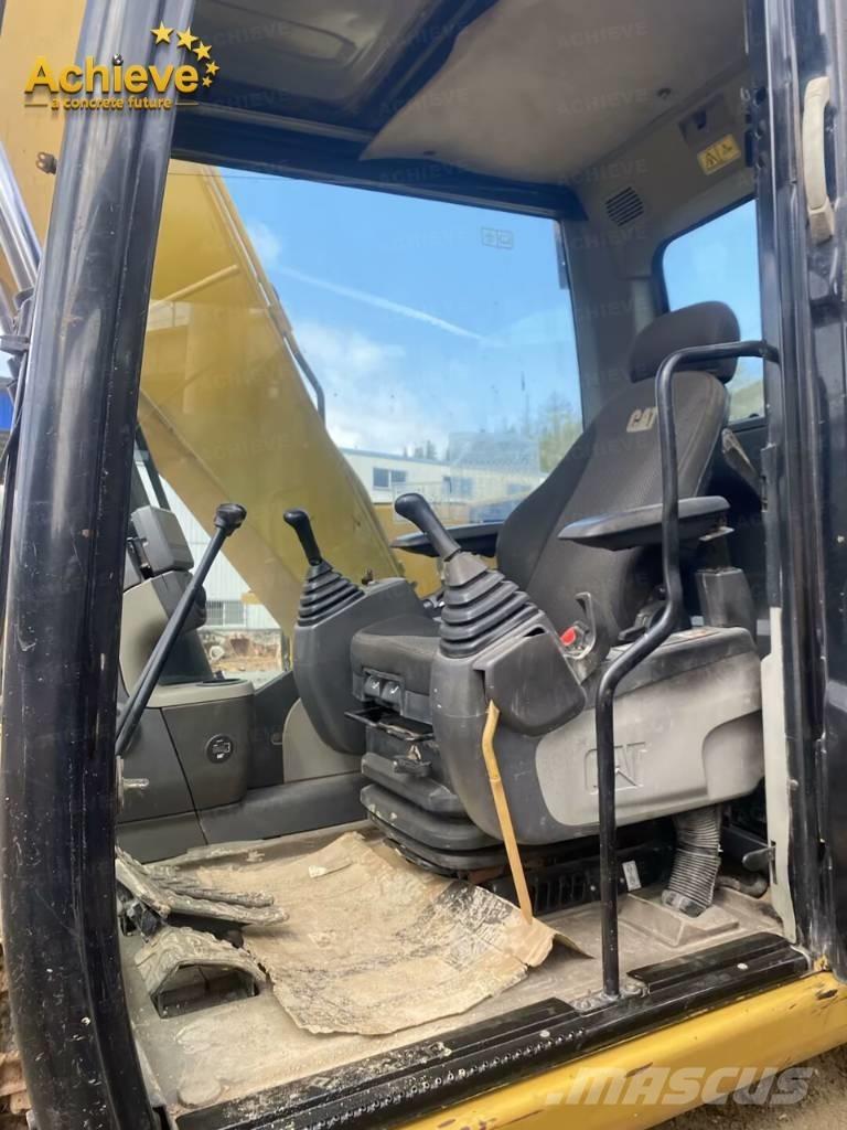 CAT 313D2GC Beltegraver