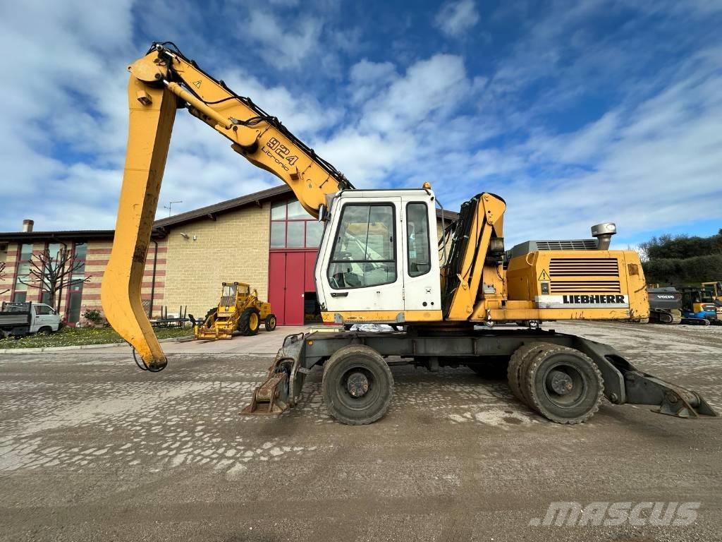 Liebherr A 924 B Gravemaskiner for avfallshåndtering