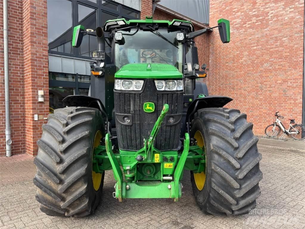 John Deere 7R330 Traktorer