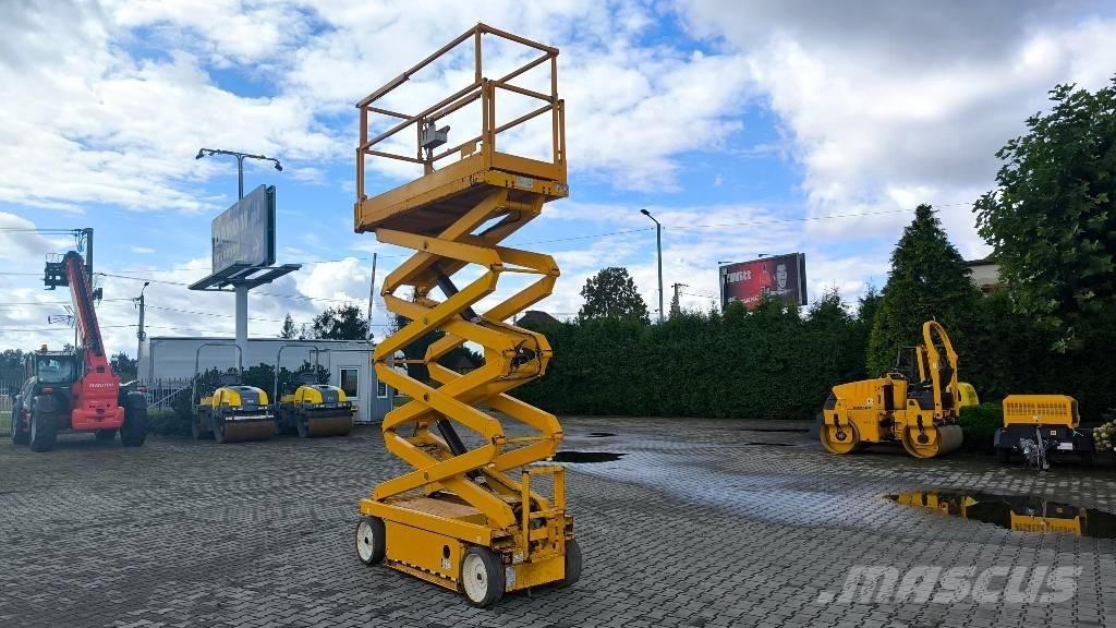 SkyJack SJ III 3226 Sakselifter