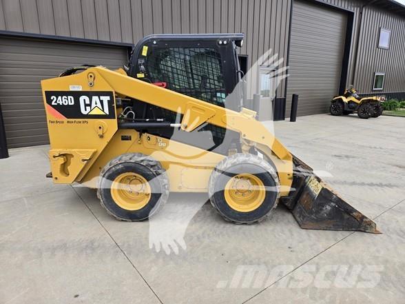 CAT 246D Kompaktlastere
