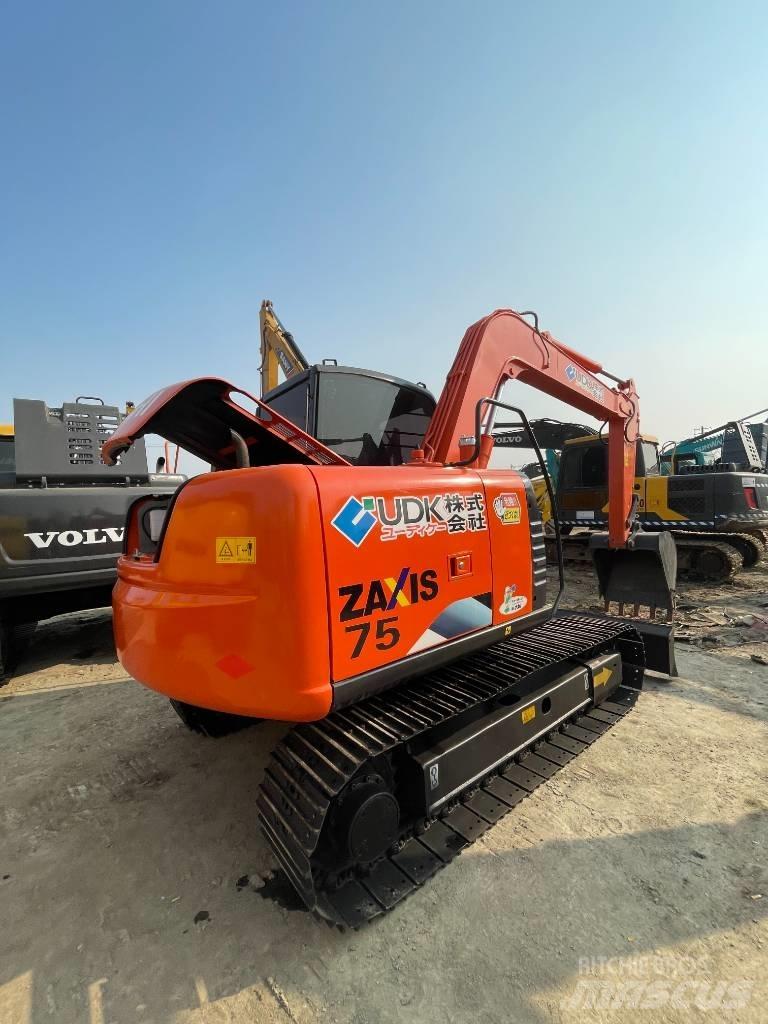 Hitachi ZX 75 Beltegraver