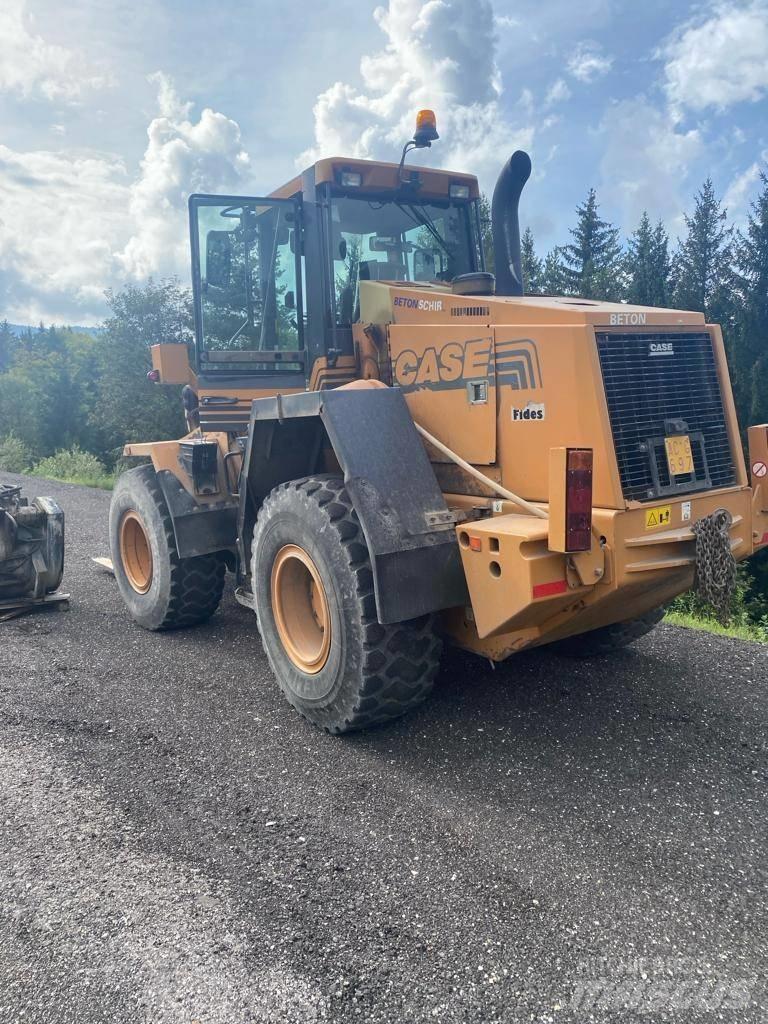CASE 621 C Hjullastere