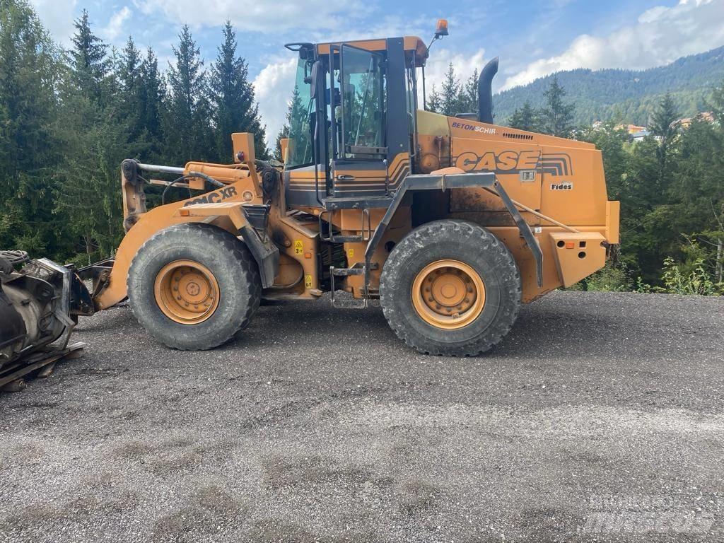 CASE 621 C Hjullastere