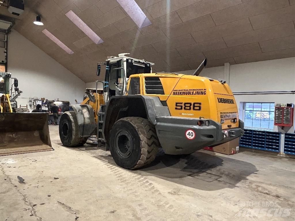 Liebherr L 586 Hjullastere