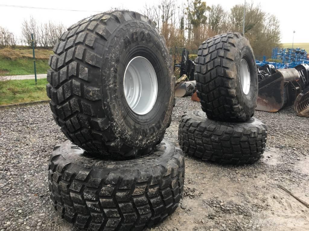  MAGNA TYRES 24R20.5 Dekk, hjul og felger