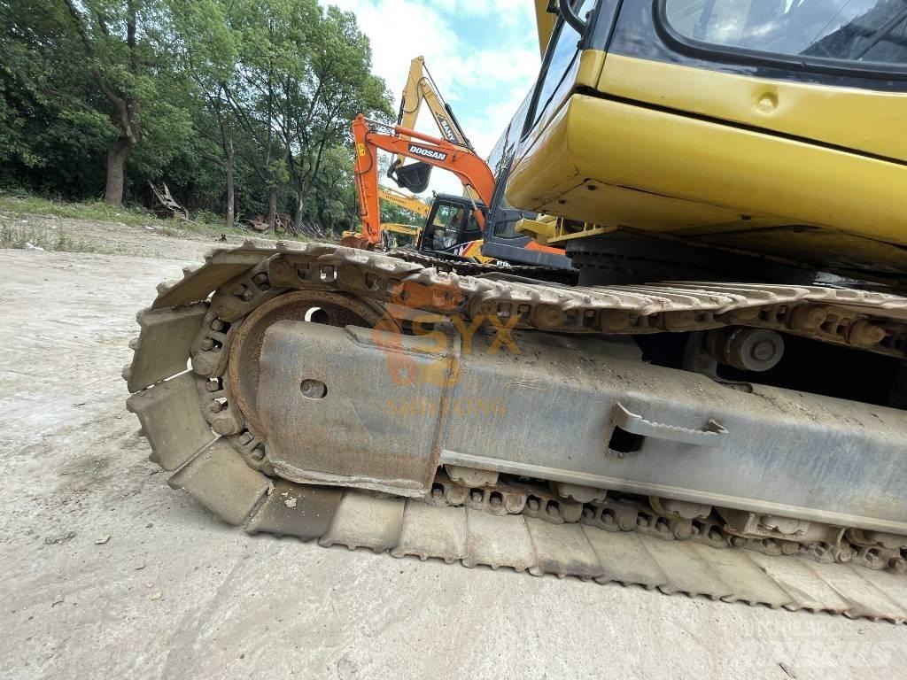 Komatsu PC 220 Beltegraver