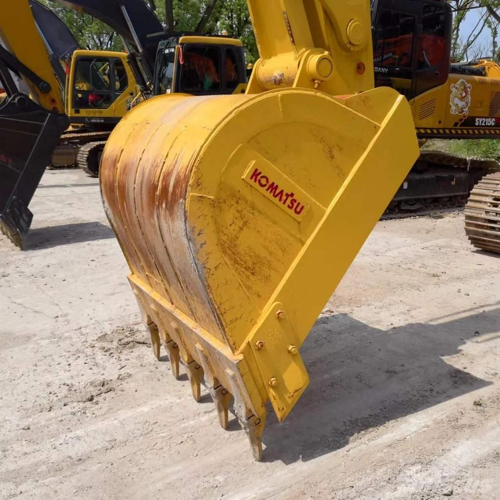 Komatsu PC 220-8/ Beltegraver