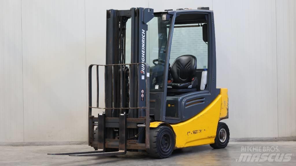 Jungheinrich EFG 320 Elektriske trucker
