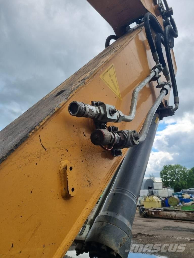 Liebherr R 922 Beltegraver