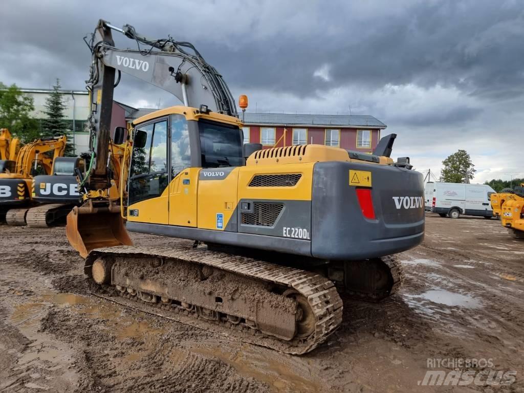 Volvo EC 220 DL Beltegraver
