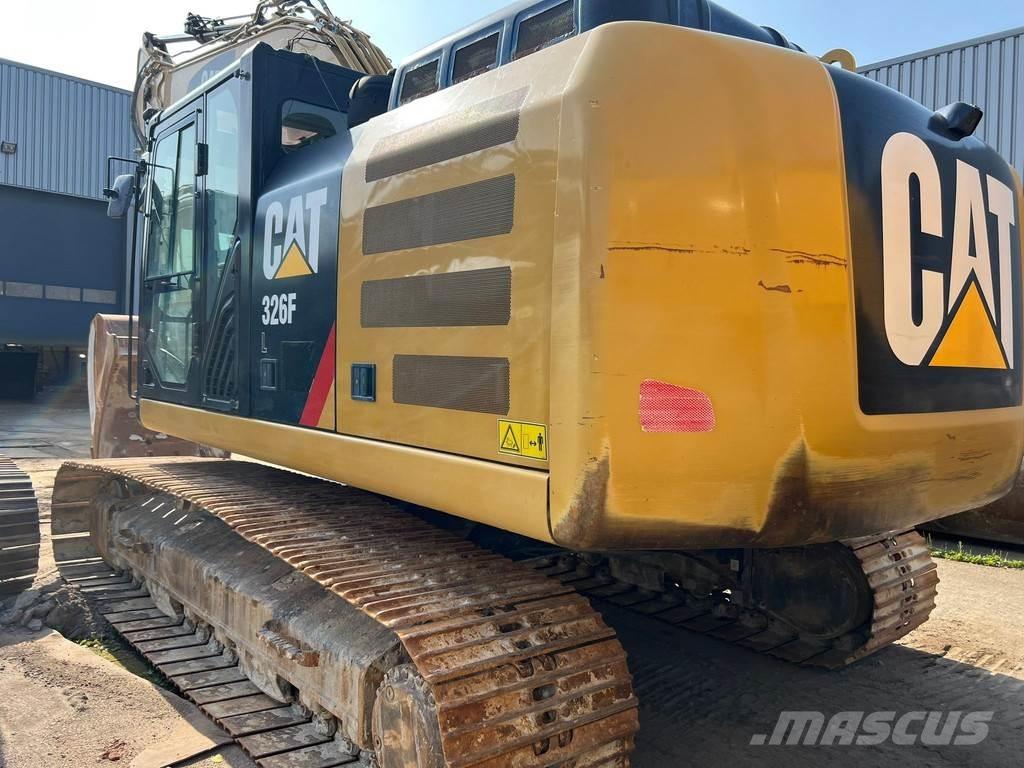CAT 326FL Beltegraver