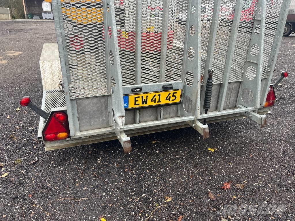 Takeuchi TB 210 R Minigravere <7t