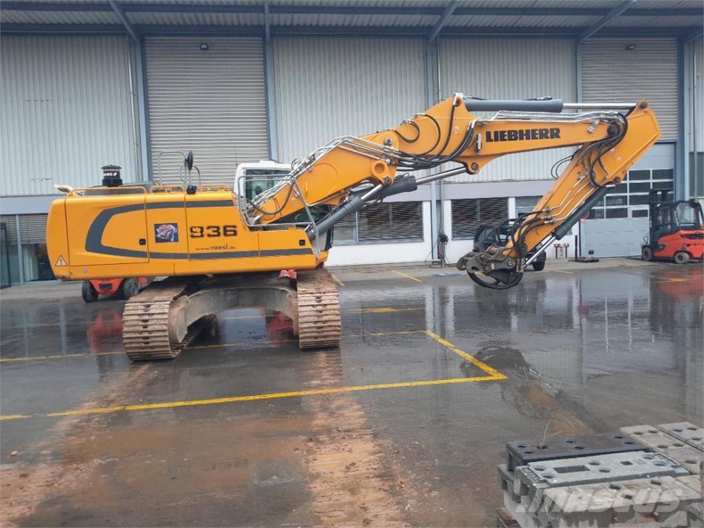 Liebherr R936 Beltegraver